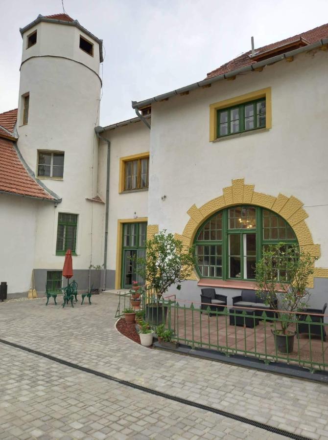 Meller-Kastely Villa Csurgo Exterior photo